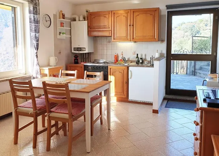Lägenhet In Varazze Mit Garten Und Parkplatz By Interhome