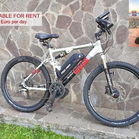In Mit Garten Und Parkplatz By Interhome * Varazze
