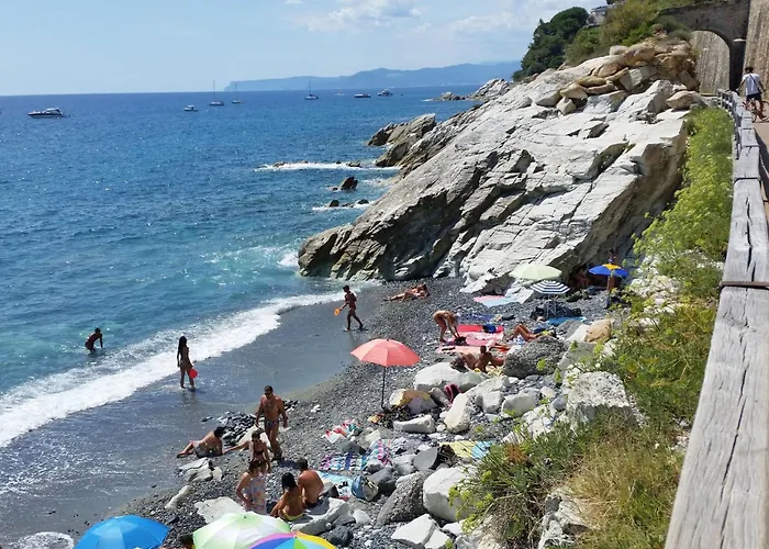 In Varazze Mit Garten Und Parkplatz By Interhome 아파트